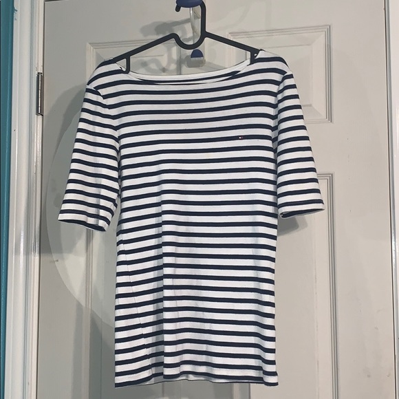 Tommy Hilfiger 1/2 sleeve striped shirt - Picture 1 of 3